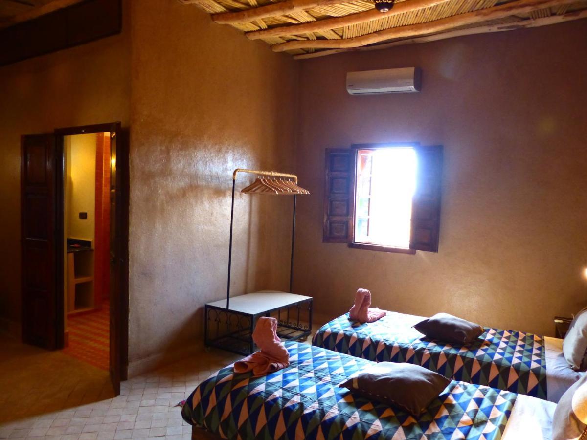 Riad Caravasar Merzouga Exterior photo